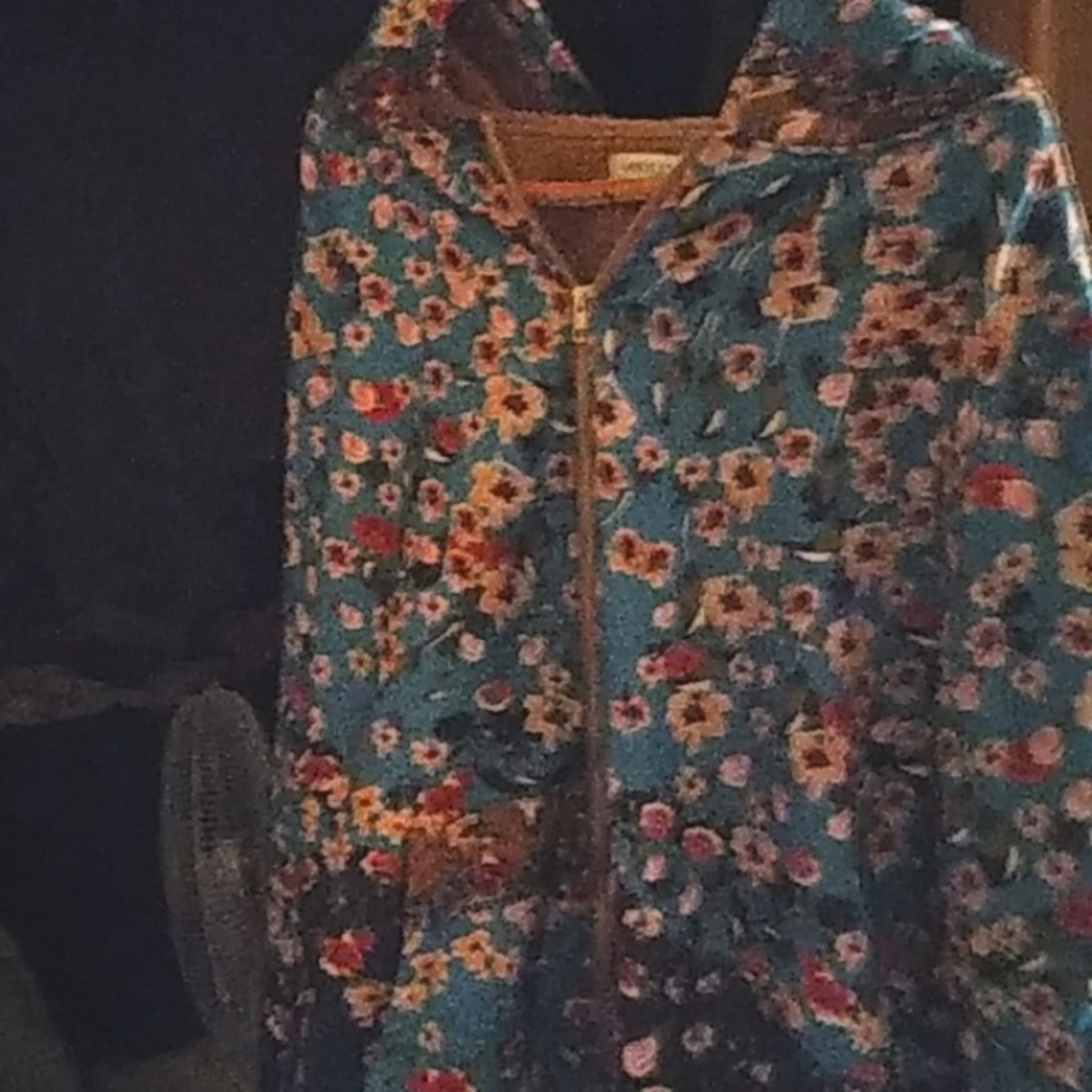 M/LG hooded jacket by miss look size 16/18